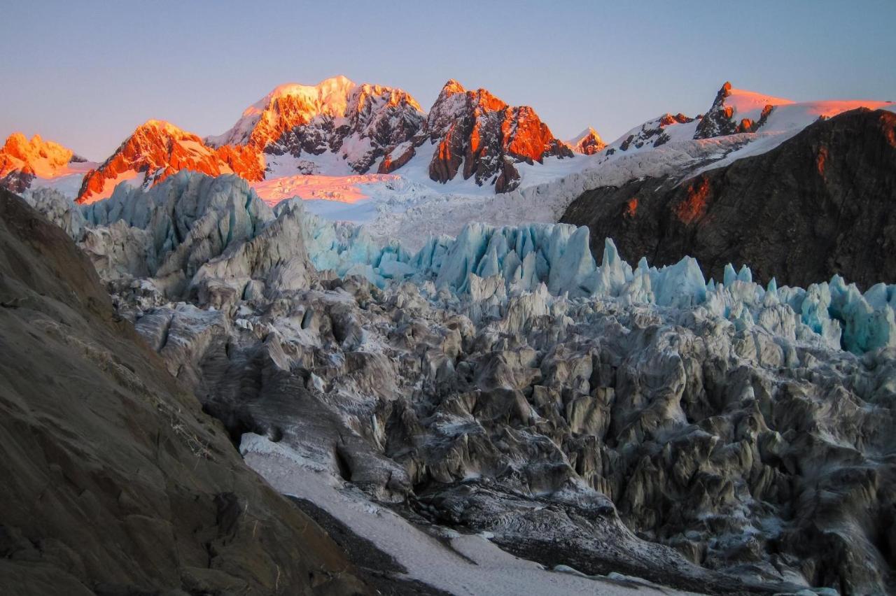High Peaks Hotel Fox Glacier Exterior foto